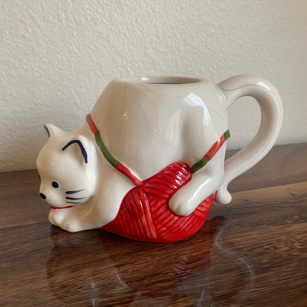 Christmas Cat Coffee Mug - Red and White